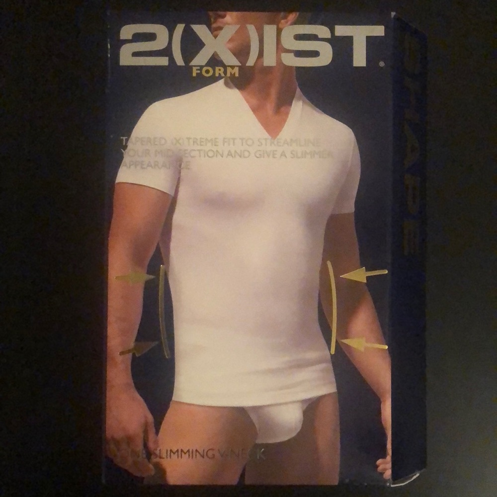 2XIST Form Slimming V Neck Shapewear T Shirt